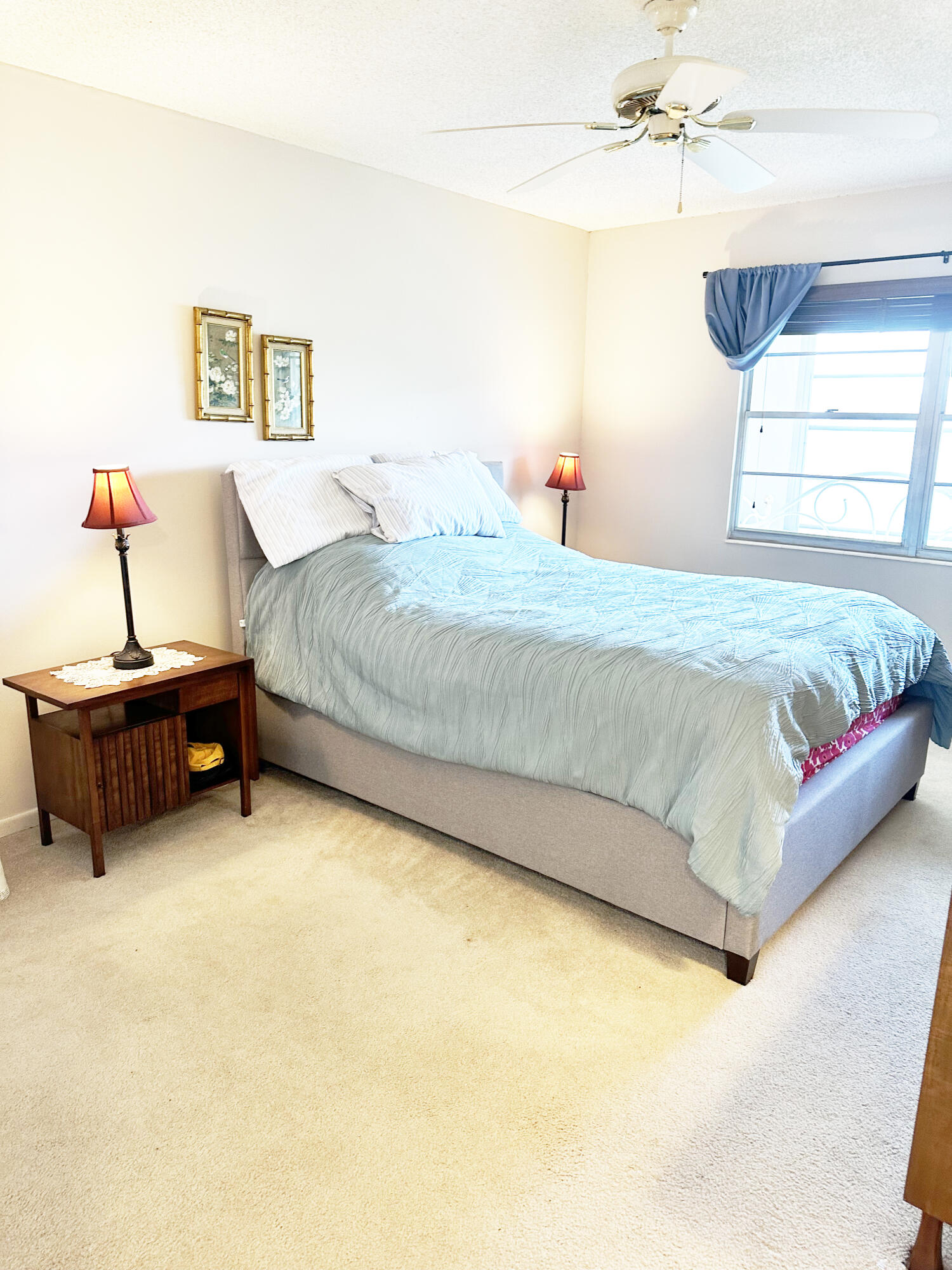 NEWPORT S CONDO - Residential