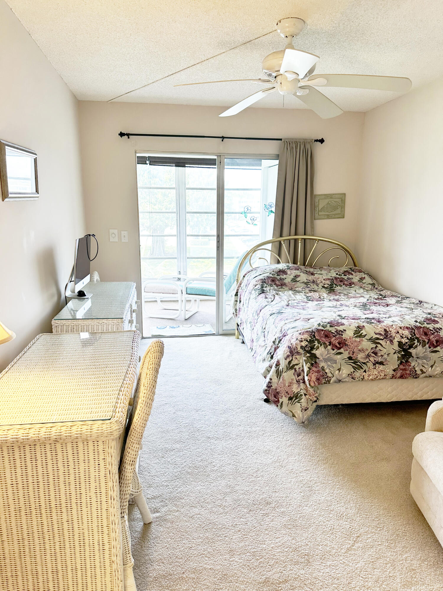 NEWPORT S CONDO - Residential