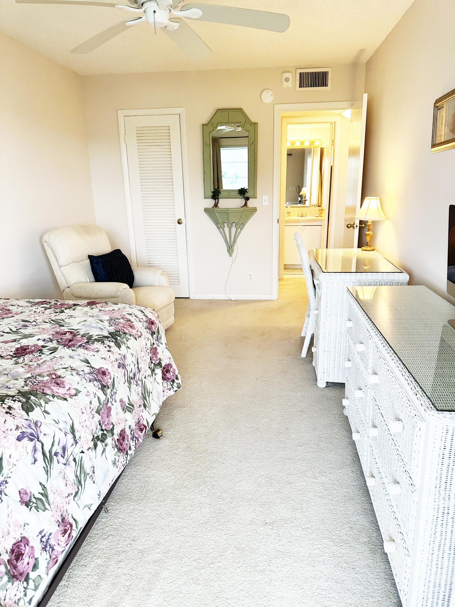 NEWPORT S CONDO - Residential