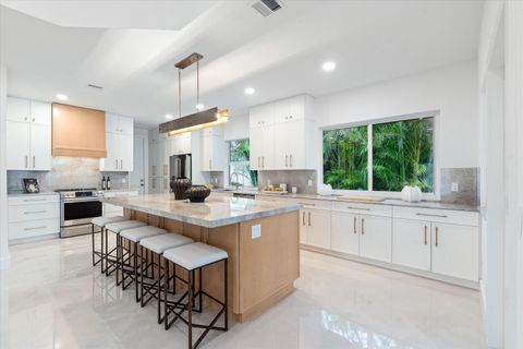 Photo of 11707 SE Plandome Drive, Hobe Sound, FL 33455 (MLS # R11169483)