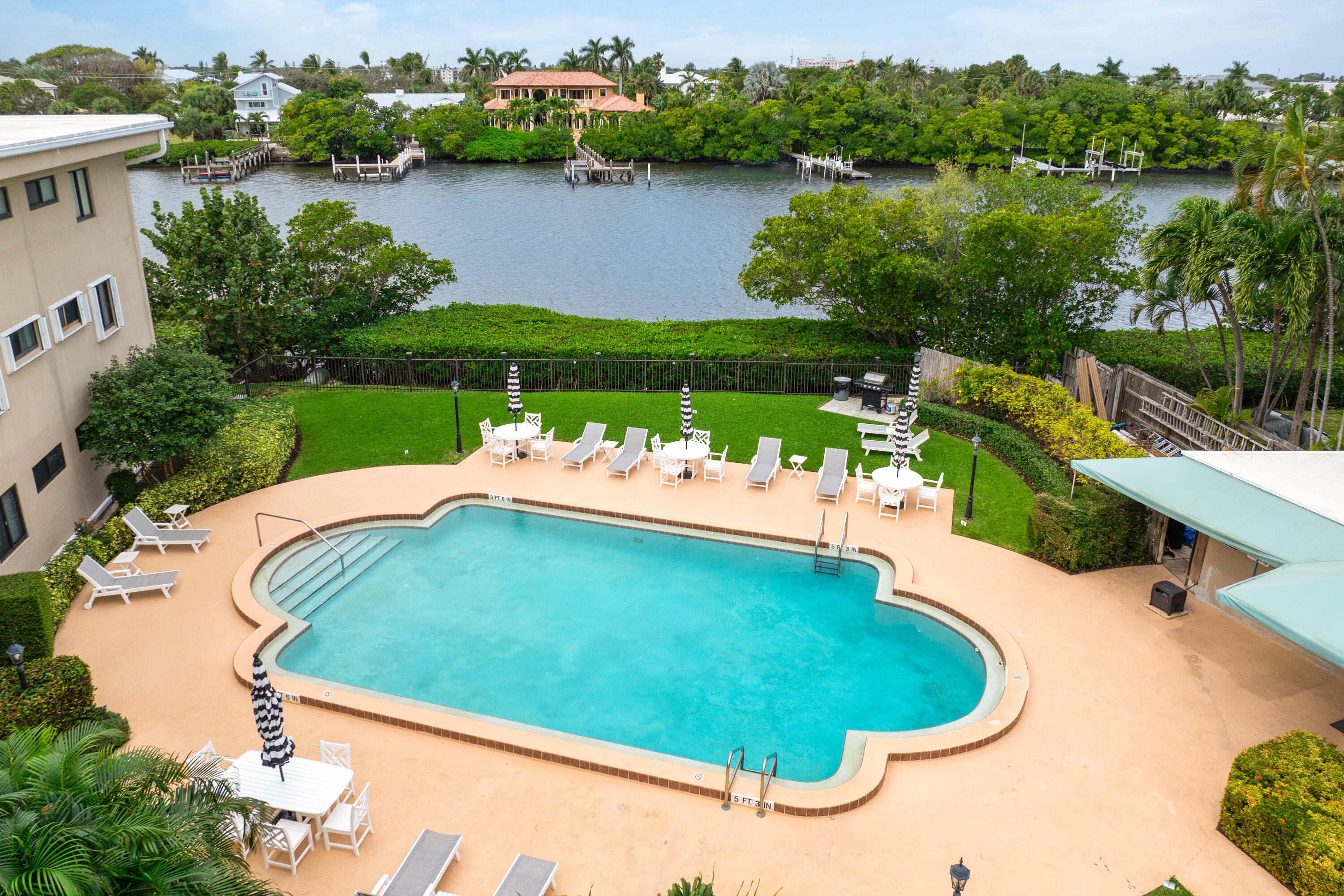 SOUTHGATE CONDO - Residential