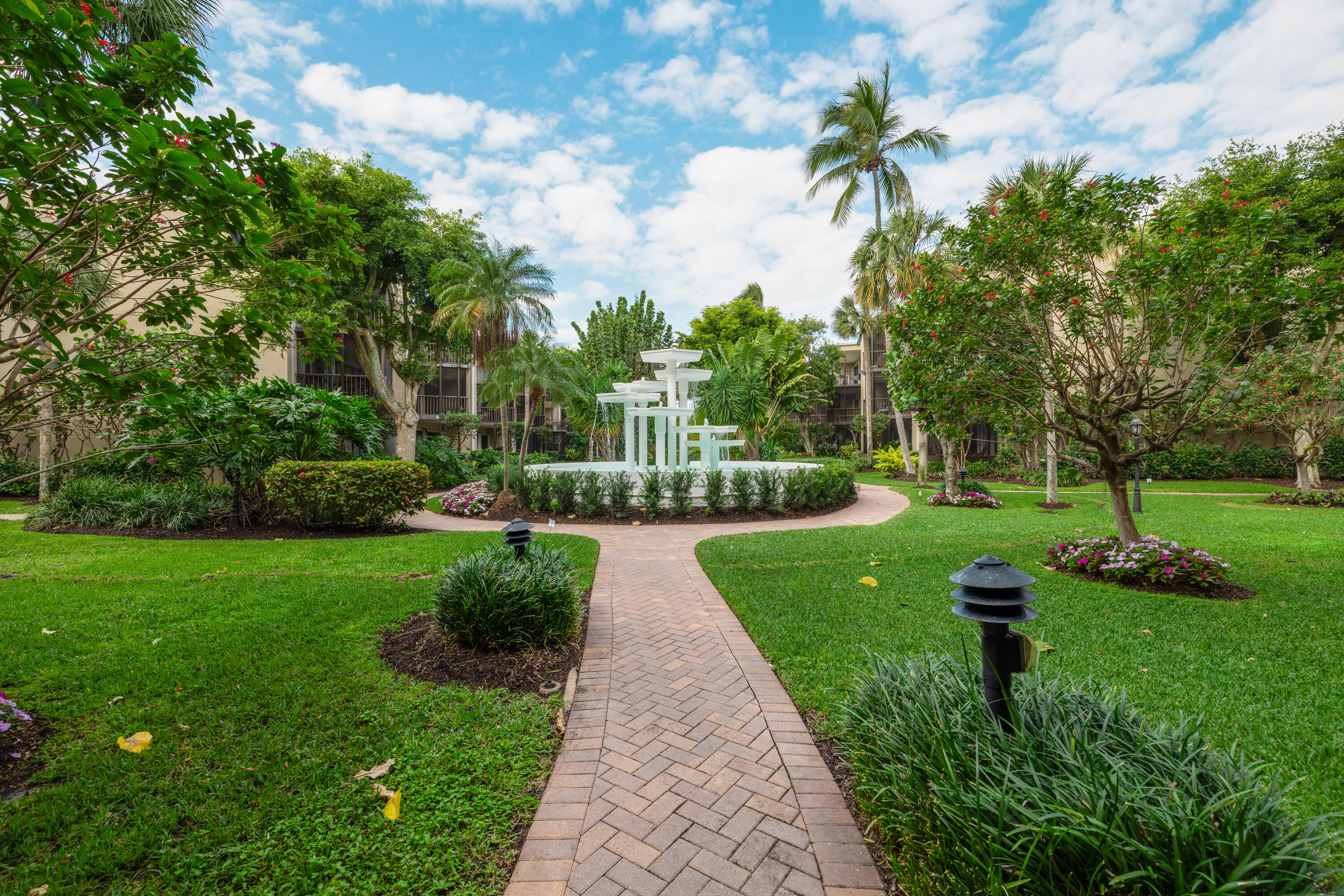 SOUTHGATE CONDO - Residential