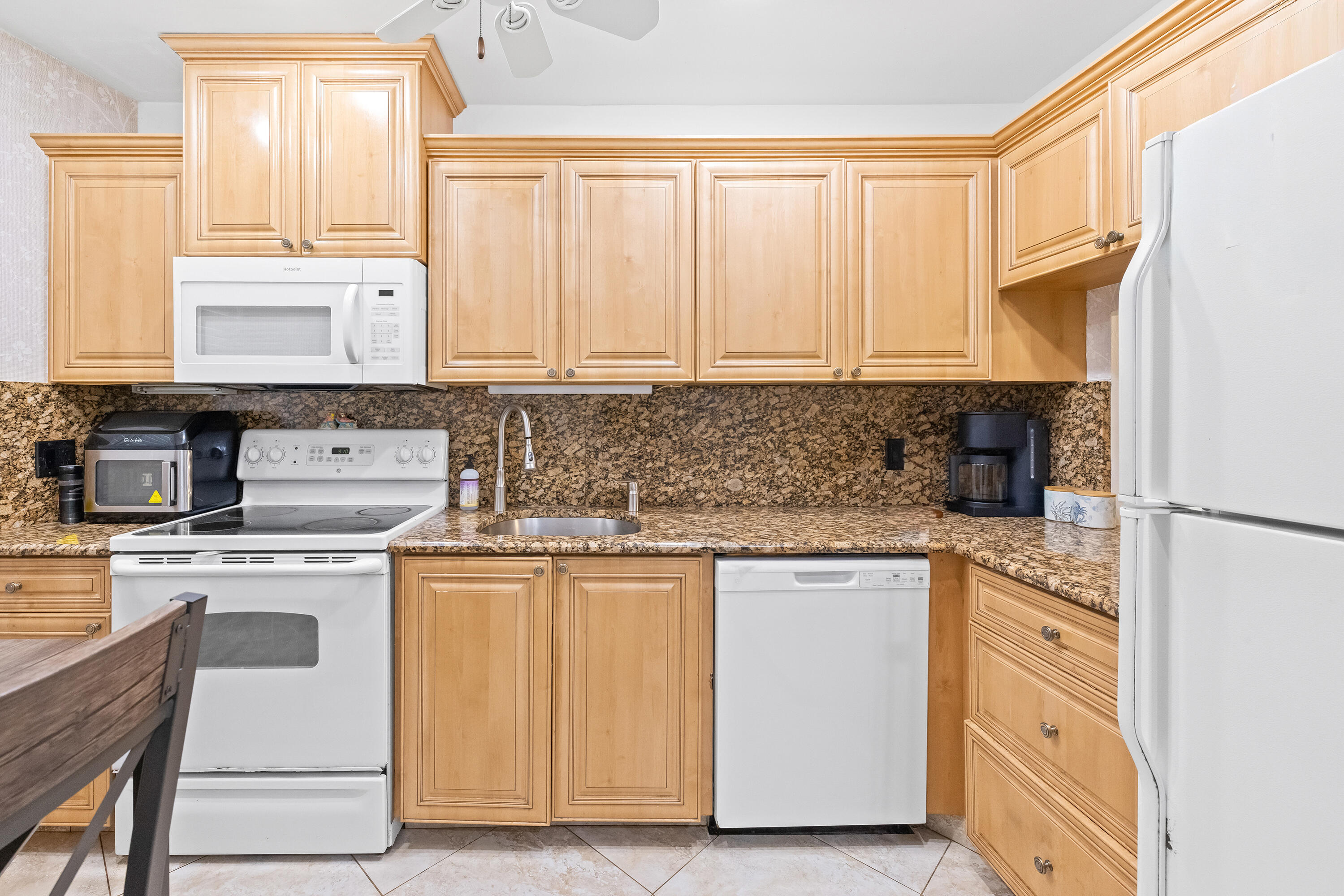 SOUTHGATE CONDO - Residential