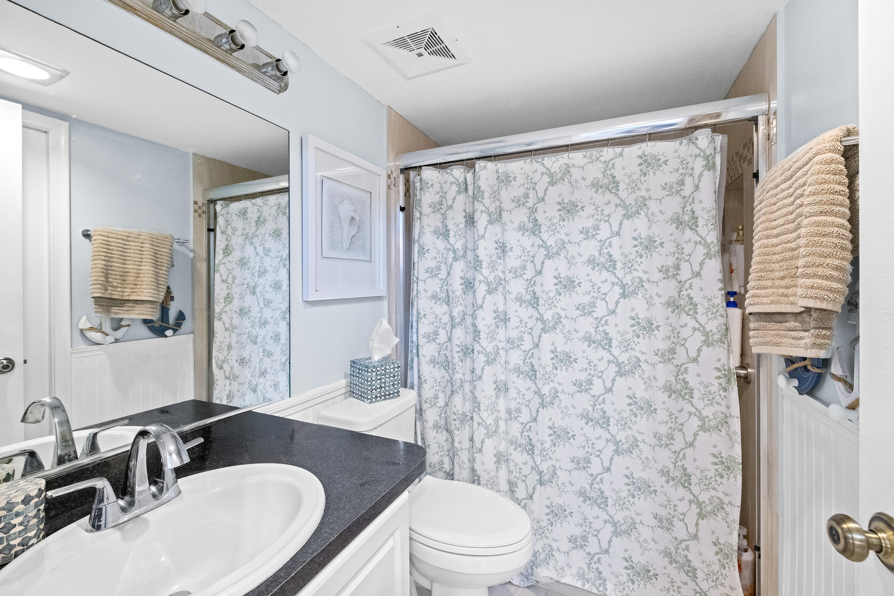 SOUTHGATE CONDO - Residential