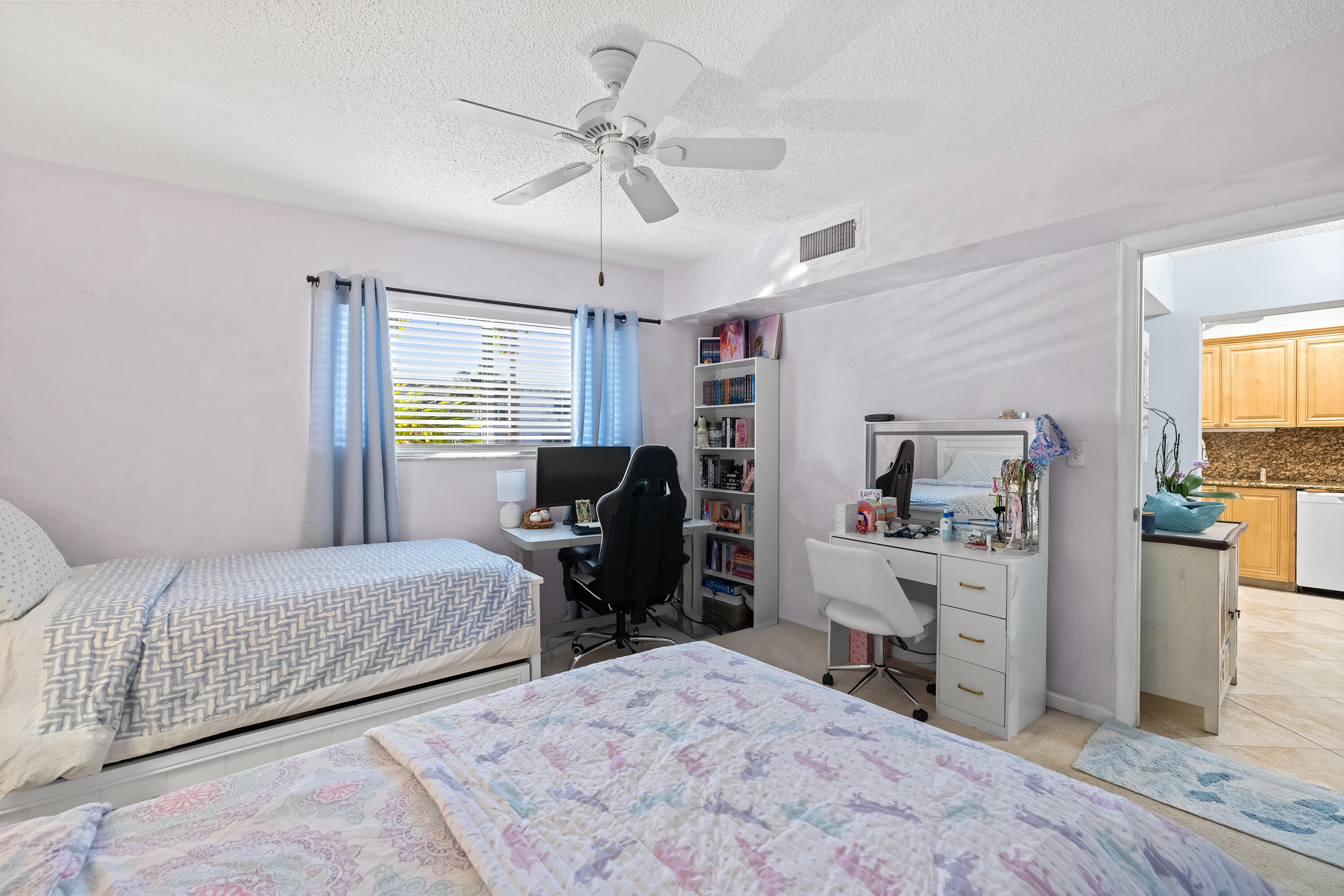 SOUTHGATE CONDO - Residential