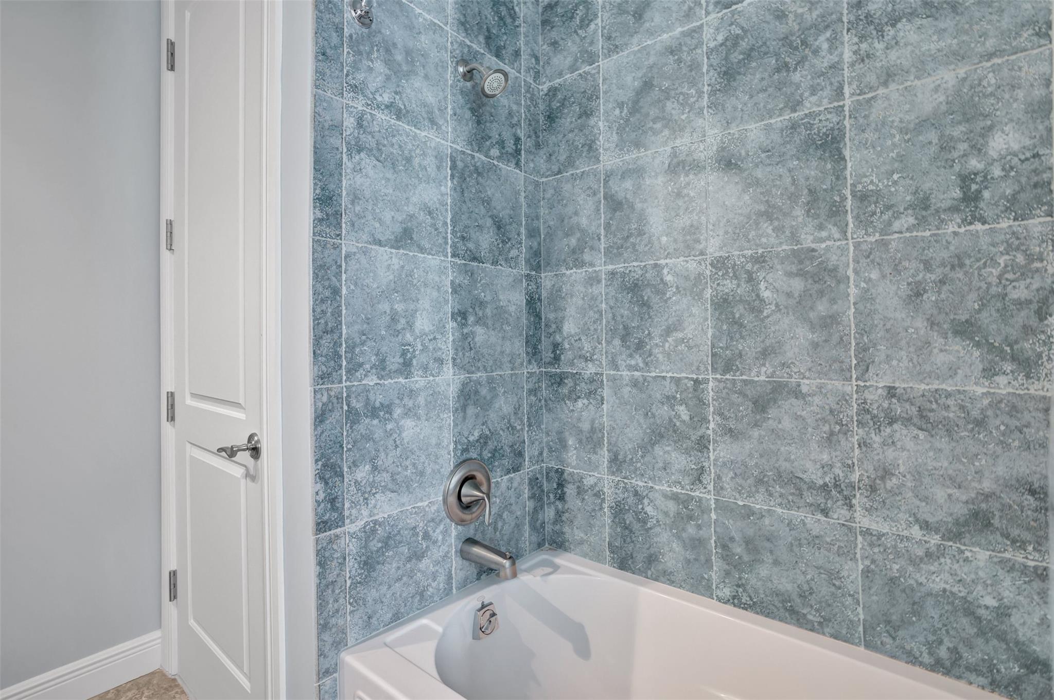 GARDEN ISLES - Residential