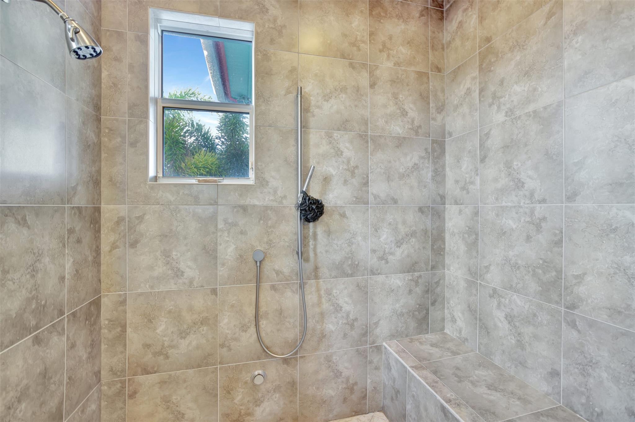 GARDEN ISLES - Residential