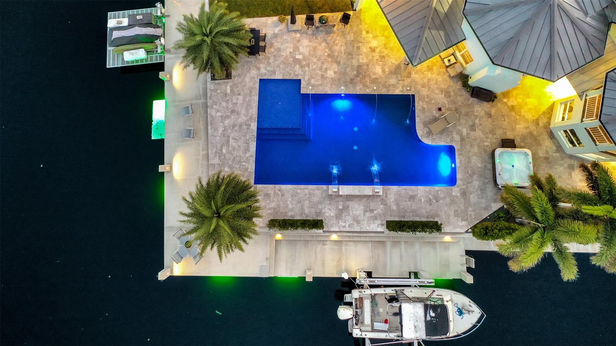 GARDEN ISLES - Residential