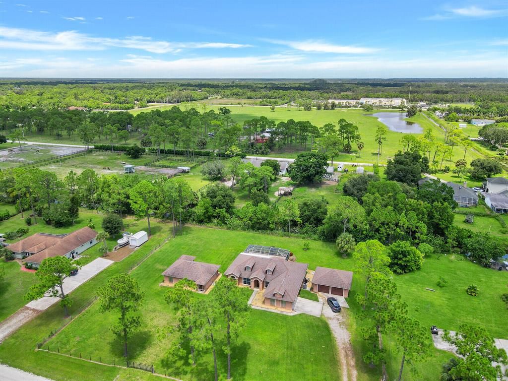 Photo of 14311 86th Road N, Loxahatchee, FL 33470 (MLS # R10740244)