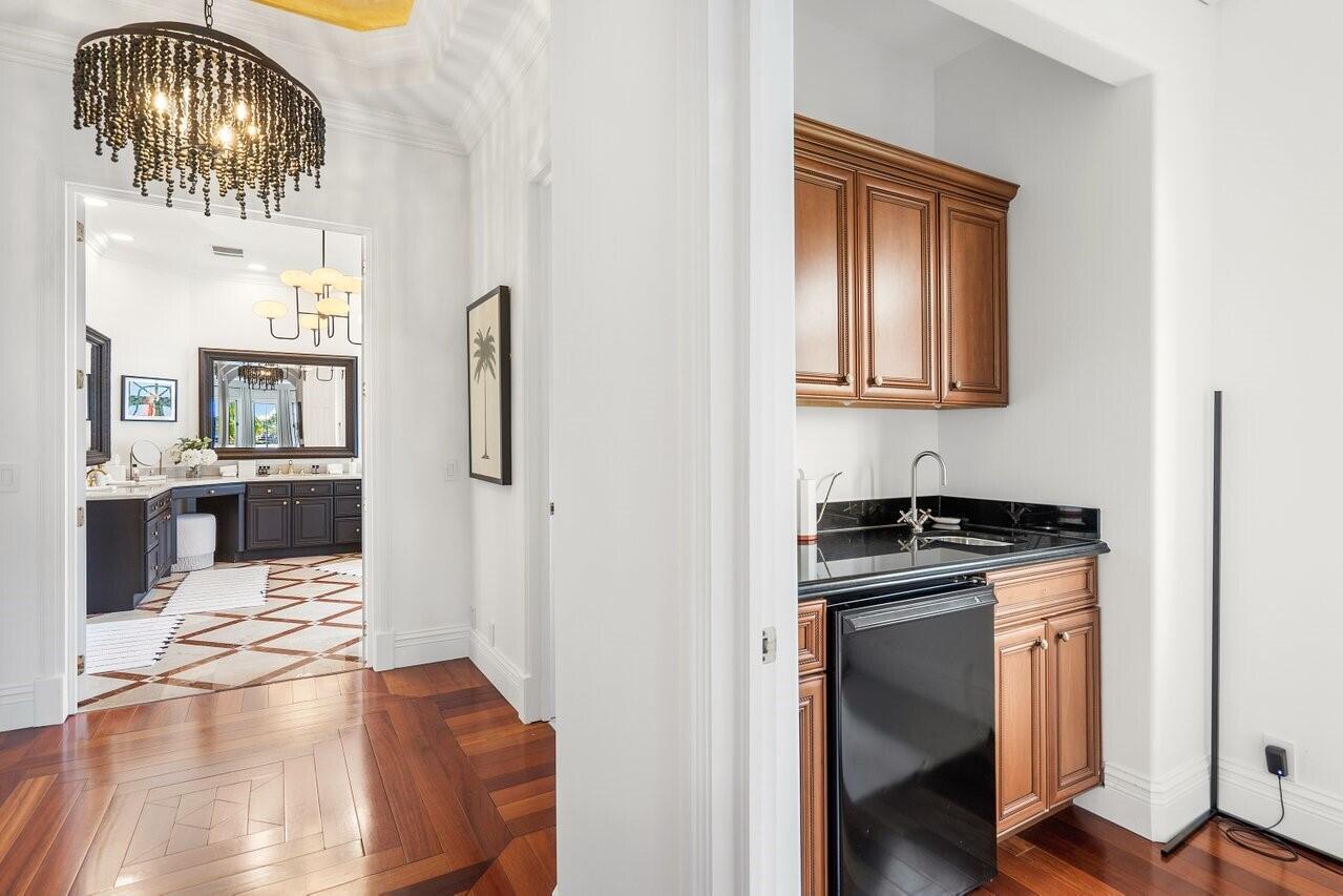 HYPOLUXO ISLAND ADD - Residential Lease