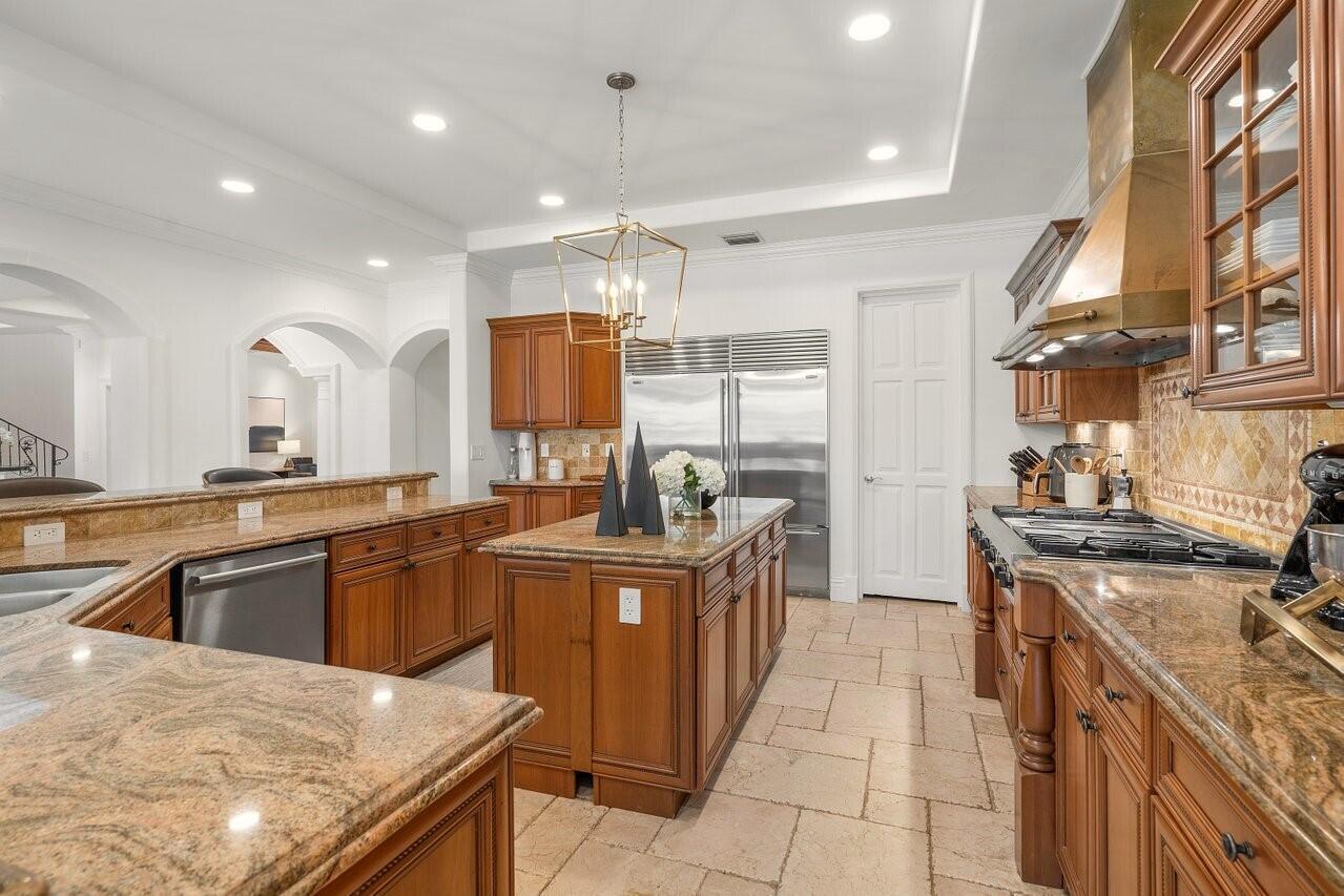 HYPOLUXO ISLAND ADD - Residential Lease