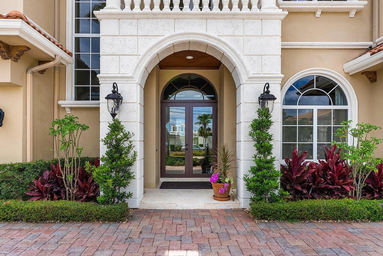 BOCA HARBOUR ISLAND SEC - Residential