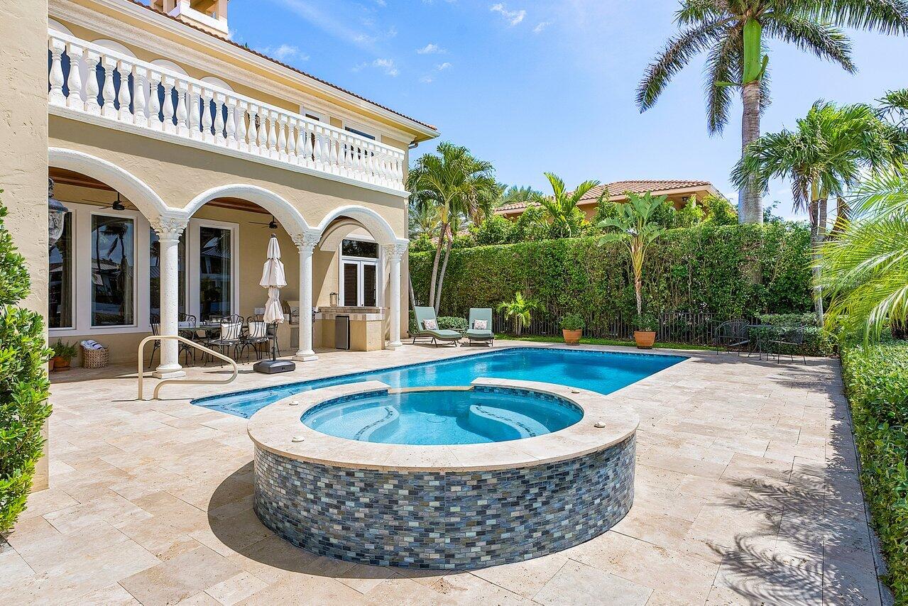 BOCA HARBOUR ISLAND SEC - Residential