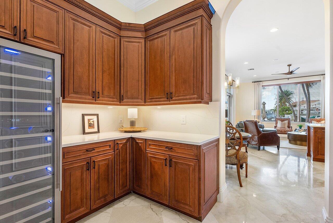 BOCA HARBOUR ISLAND SEC - Residential