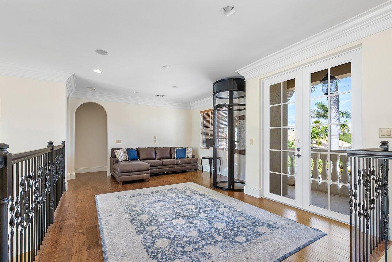 BOCA HARBOUR ISLAND SEC - Residential