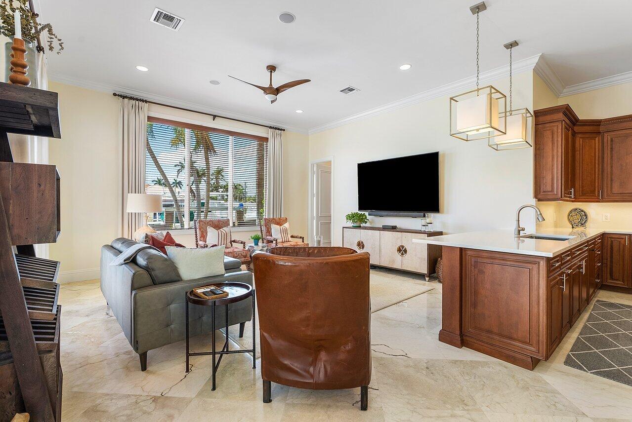 BOCA HARBOUR ISLAND SEC - Residential