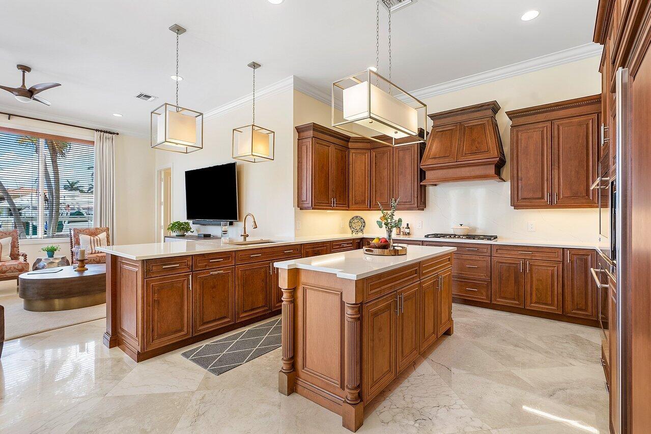 BOCA HARBOUR ISLAND SEC - Residential