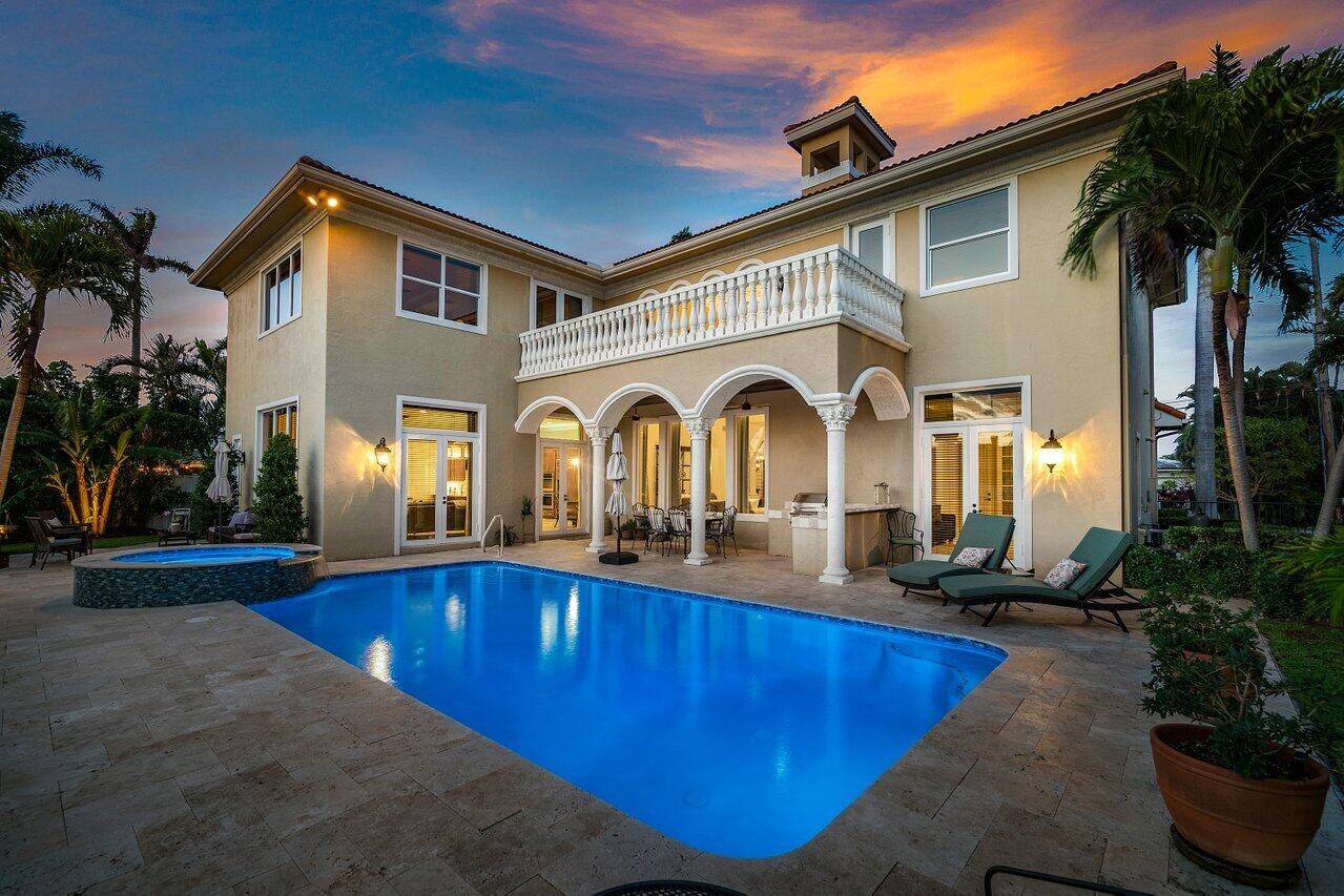 BOCA HARBOUR ISLAND SEC - Residential