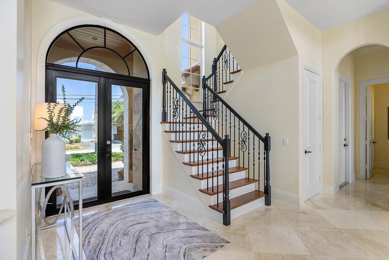 BOCA HARBOUR ISLAND SEC - Residential