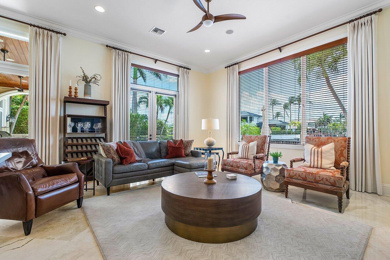 BOCA HARBOUR ISLAND SEC - Residential