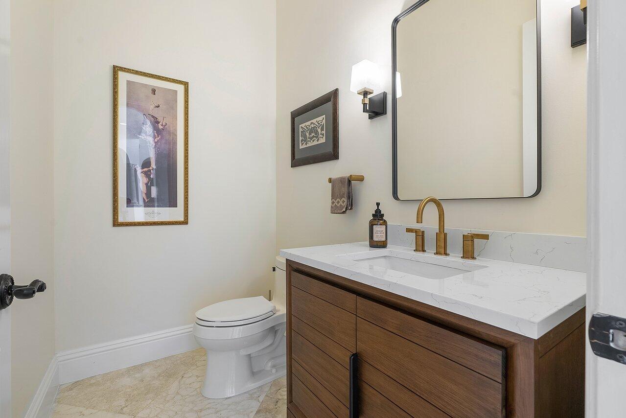 BOCA HARBOUR ISLAND SEC - Residential