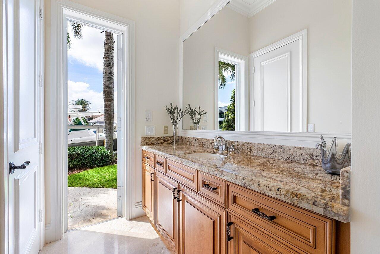 BOCA HARBOUR ISLAND SEC - Residential