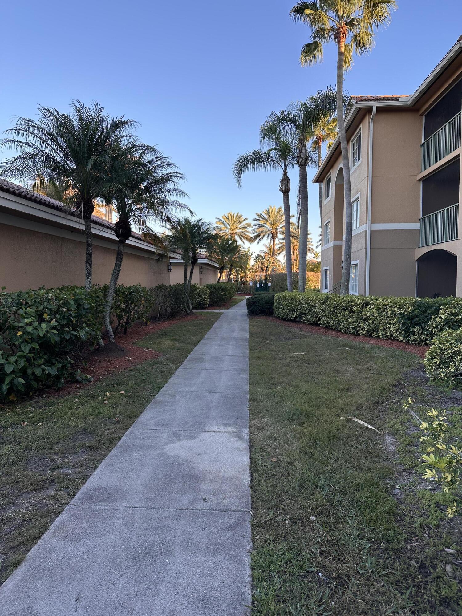 PORTOFINO AT JENSEN BEACH CONDO - Residential Lease