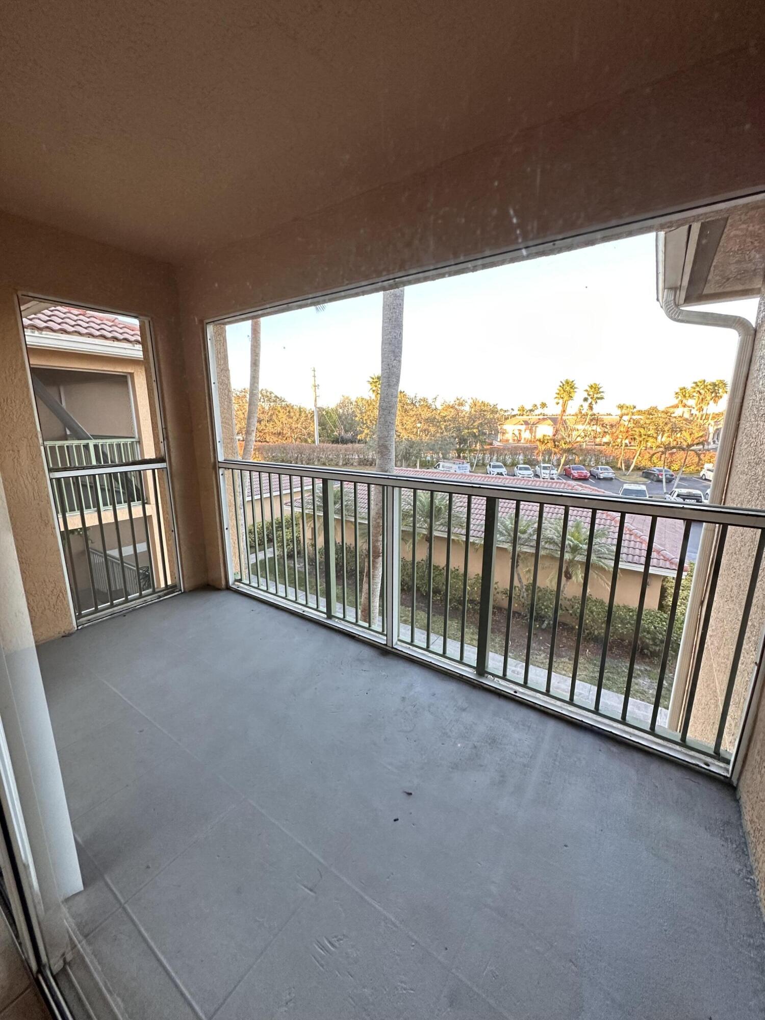 PORTOFINO AT JENSEN BEACH CONDO - Residential Lease