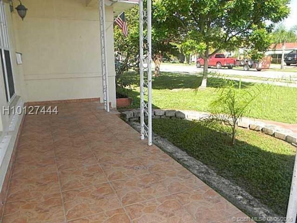 Photo of 1912 Taft Street #1-2, Hollywood, FL 33020 (MLS # B26013121)