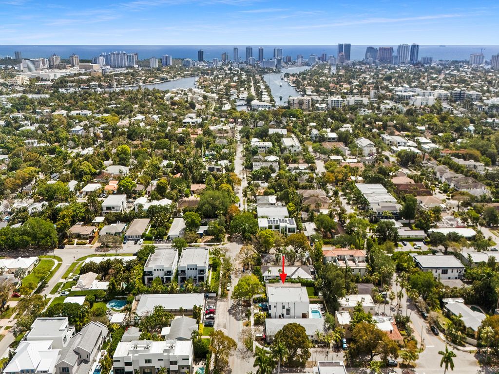 Photo of 1508 NE 6th Street, Fort Lauderdale, FL 33304 (MLS # B26029727)
