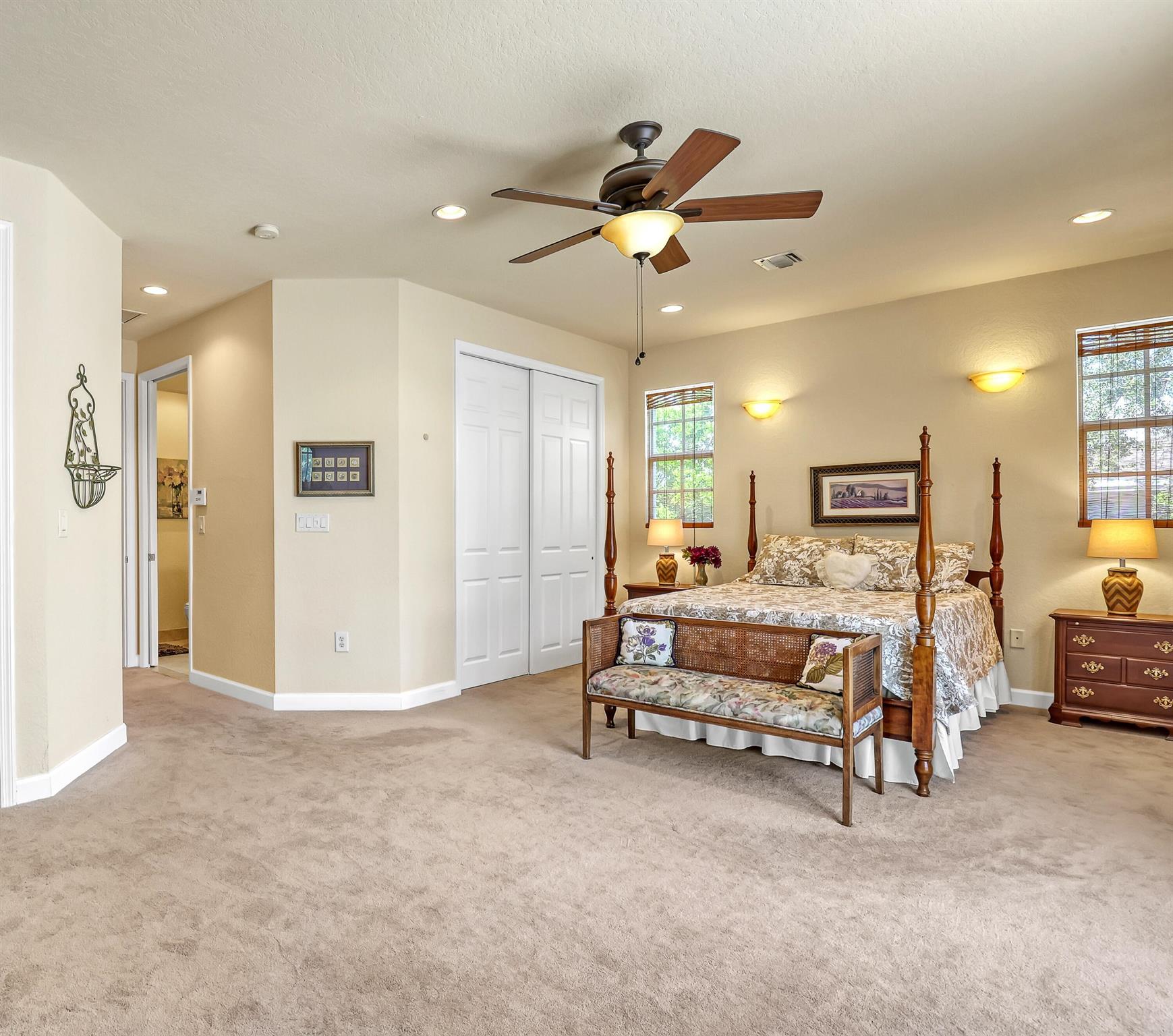 harbor village - Residential Lease