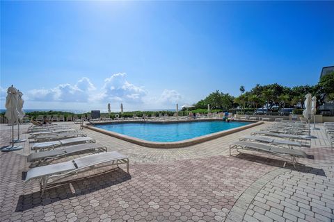 Photo of 1900 S Ocean Boulevard #8l, Lauderdale By The Sea, FL 33062 (MLS # B26016499)