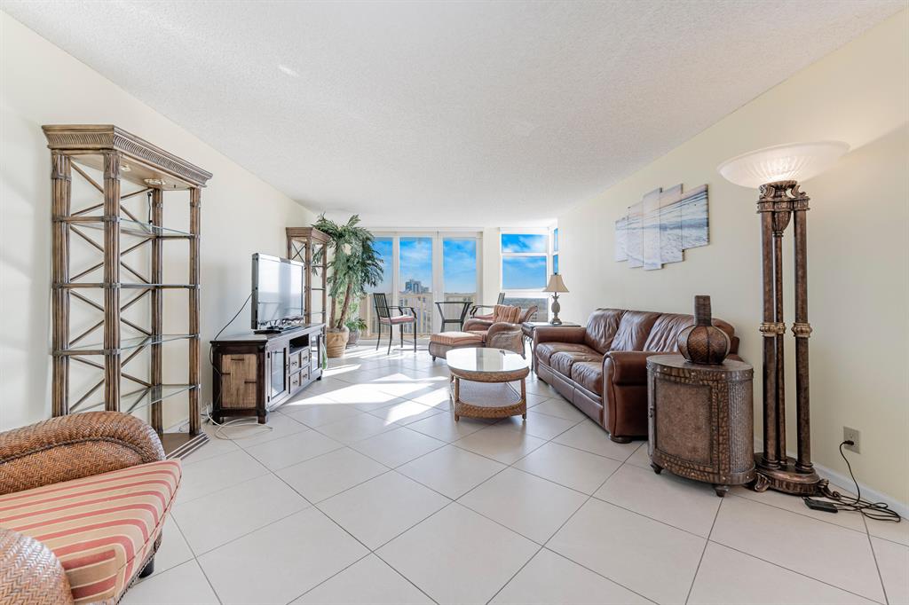 The Renaissance of Pompano - Residential Lease