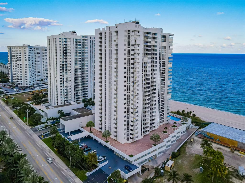 The Renaissance of Pompano - Residential Lease