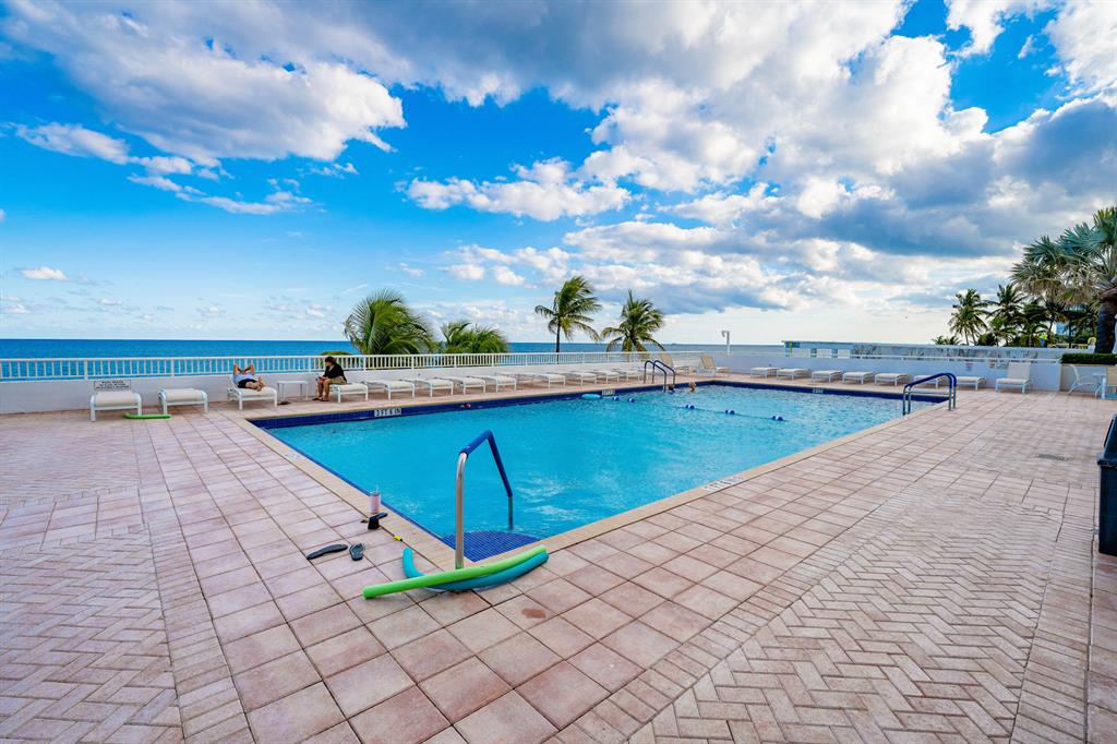 The Renaissance of Pompano - Residential Lease