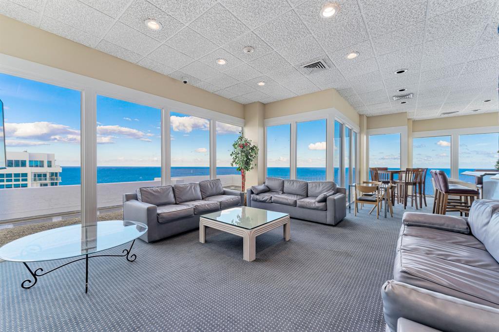 The Renaissance of Pompano - Residential Lease