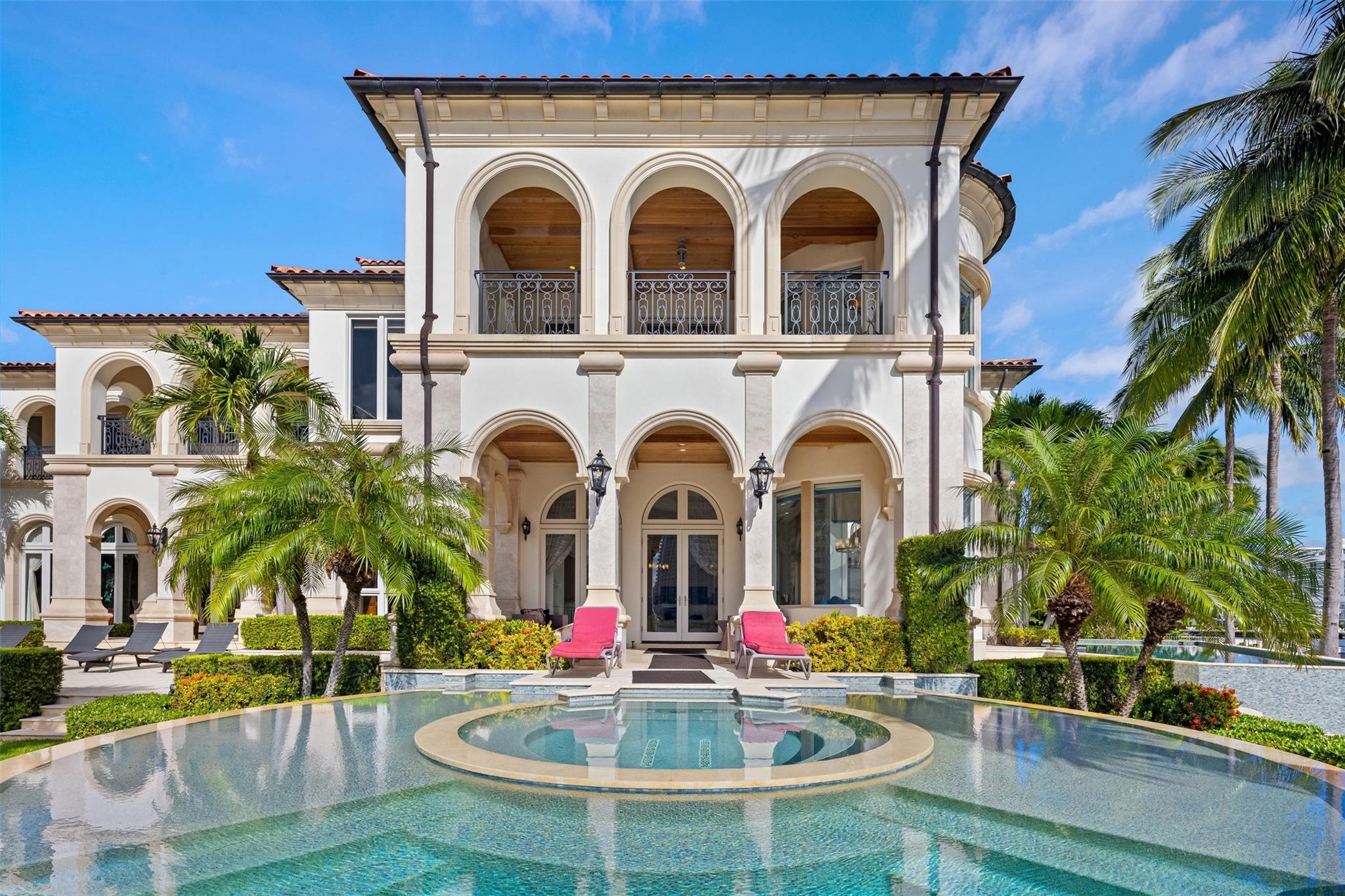 SEA ISLAND - Residential