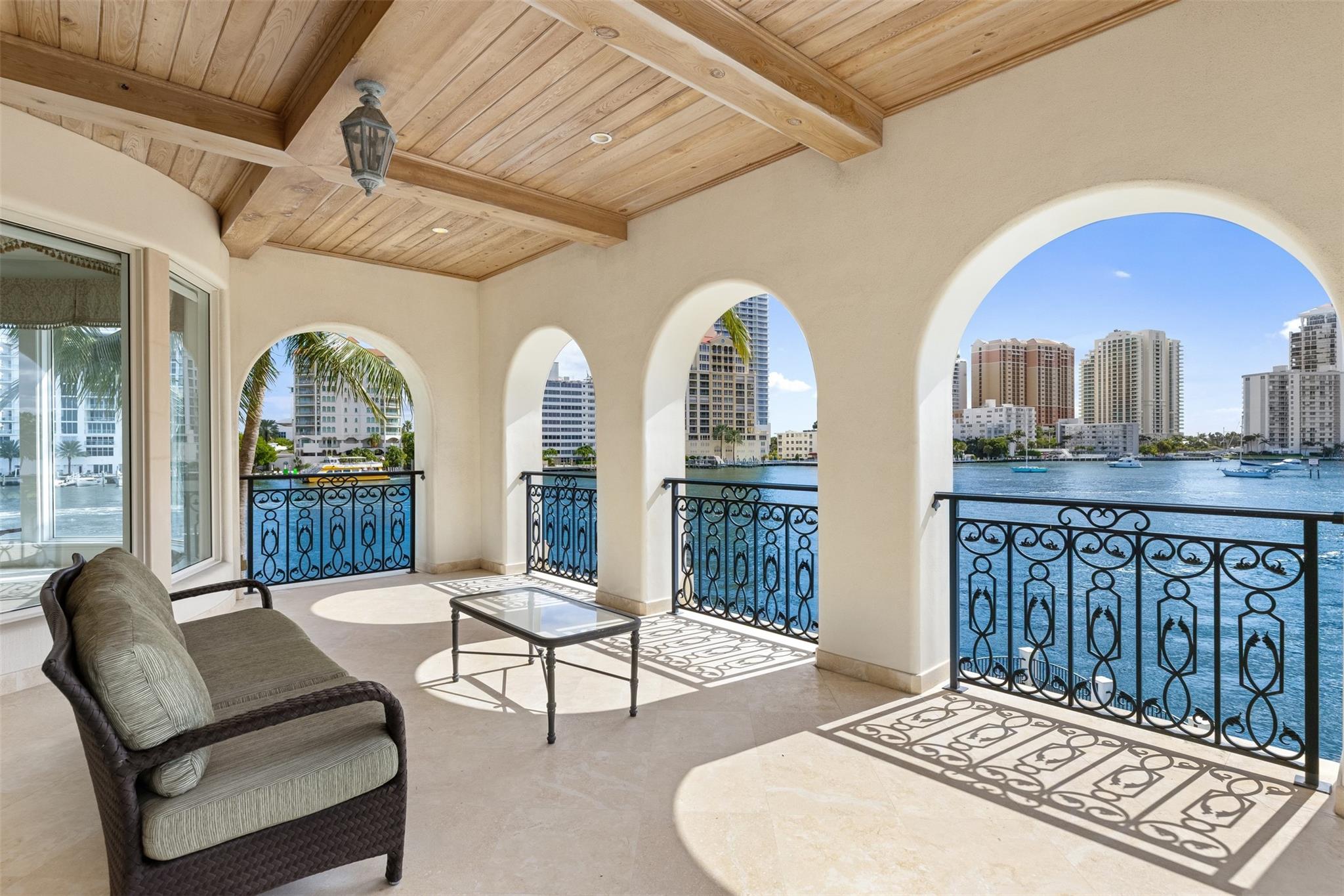 SEA ISLAND - Residential