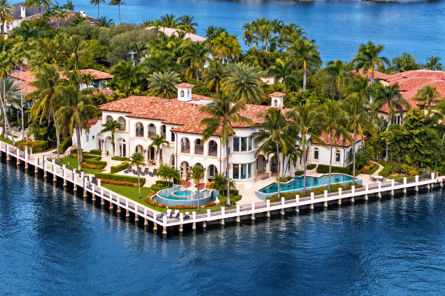 2716 Aqua Vista Boulevard