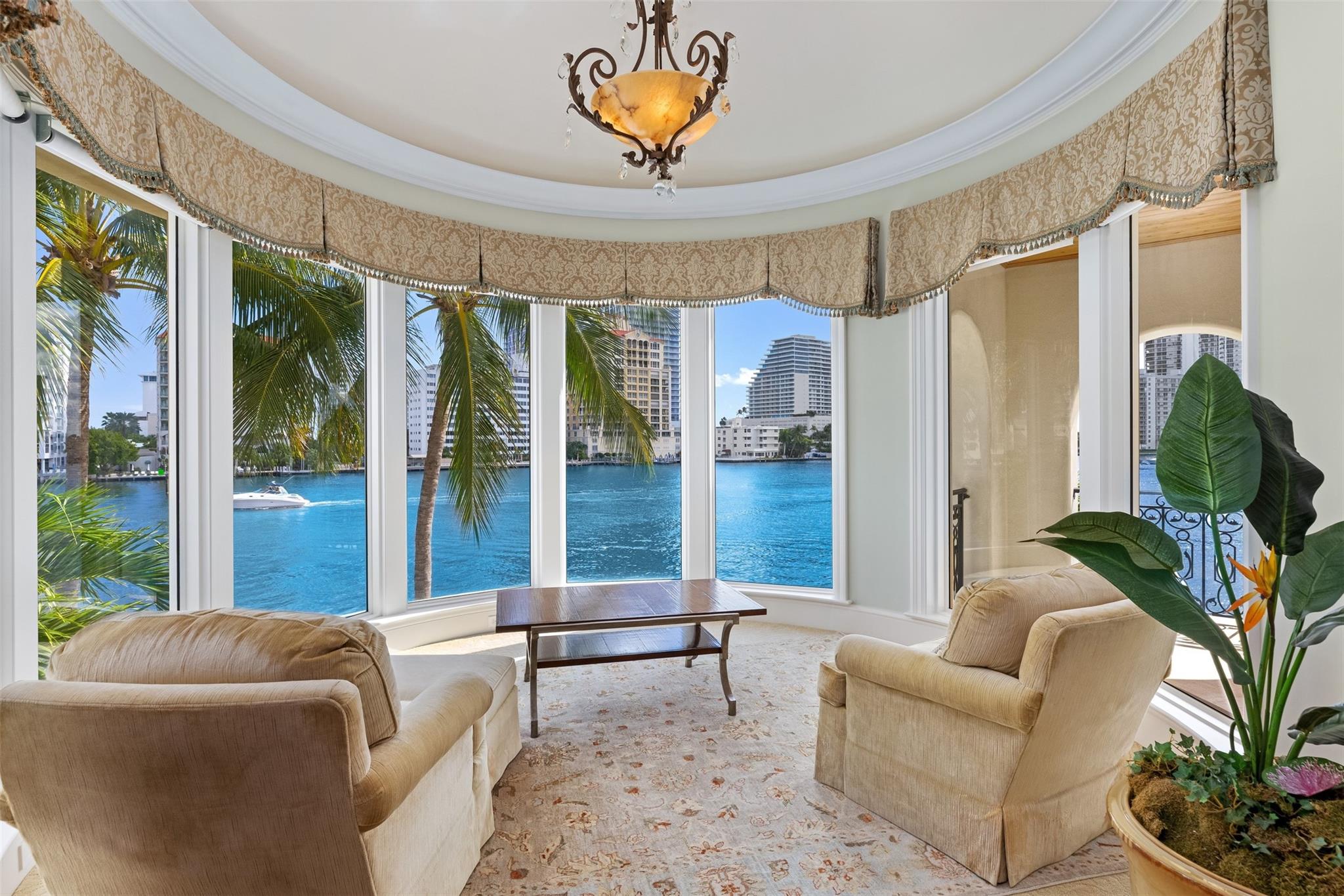 SEA ISLAND - Residential