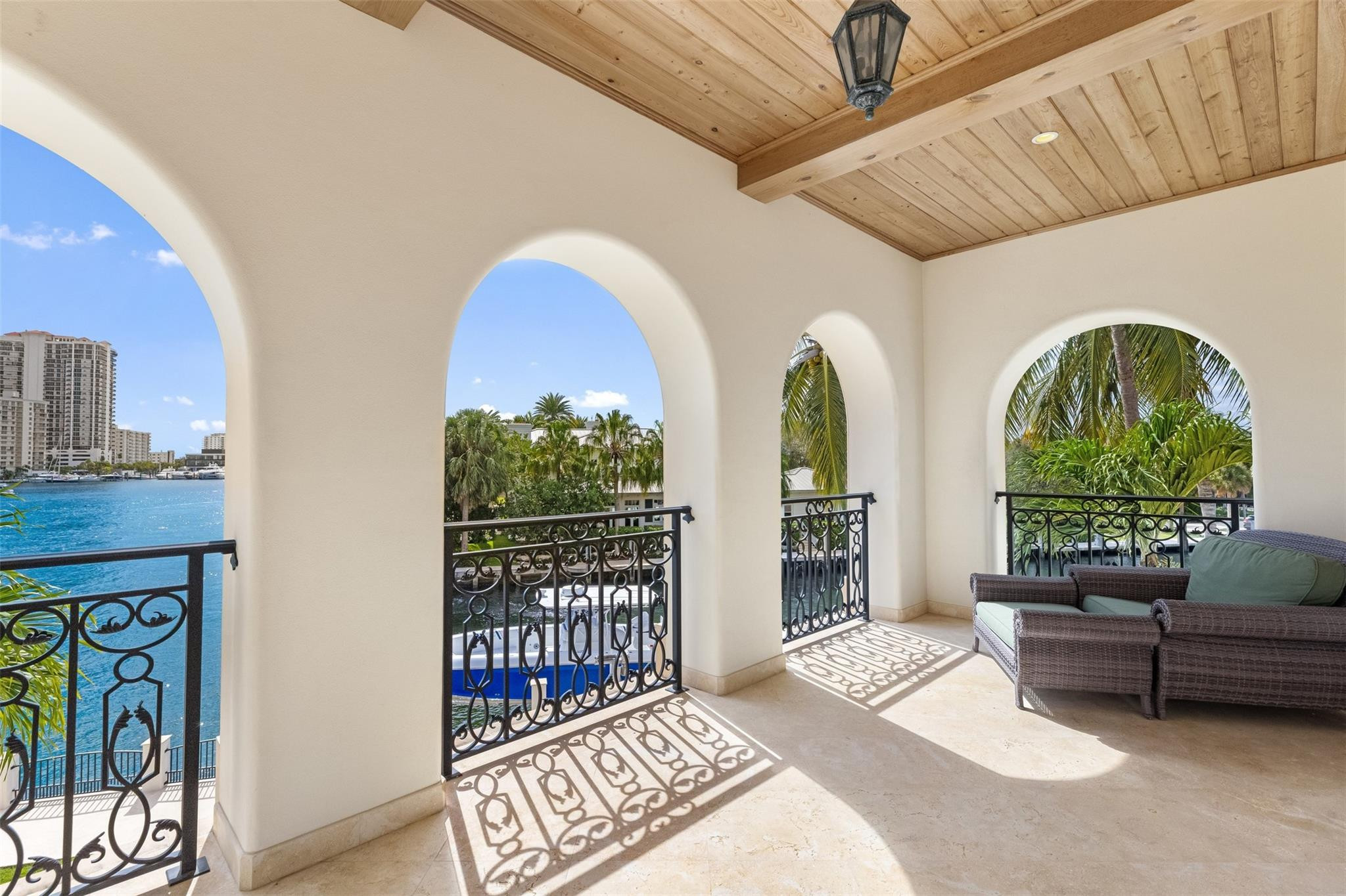 SEA ISLAND - Residential