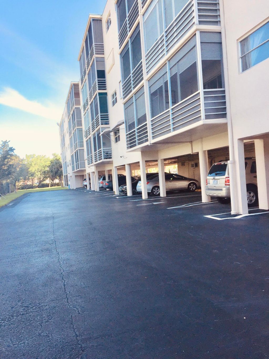 Photo of 200 NE 14th Avenue #Apt 222, Hallandale Beach, FL 33009 (MLS # B26024146)
