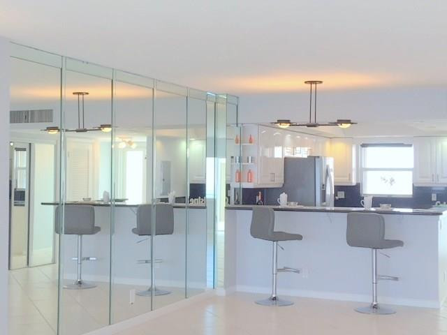 BERMUDA HOUSE CONDO - Residential