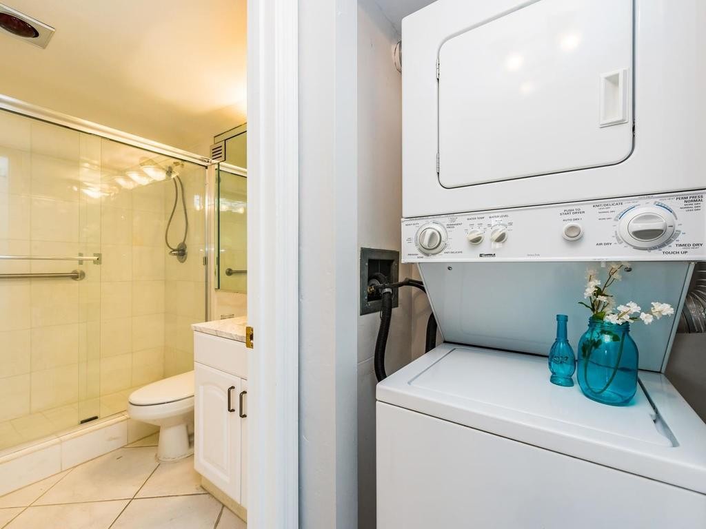 BERMUDA HOUSE CONDO - Residential