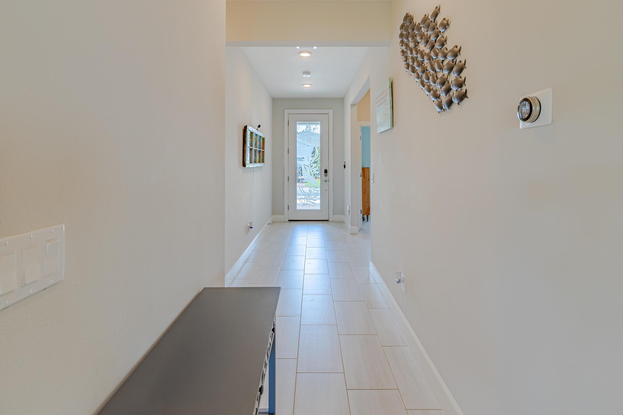 519 SE Villandry Way