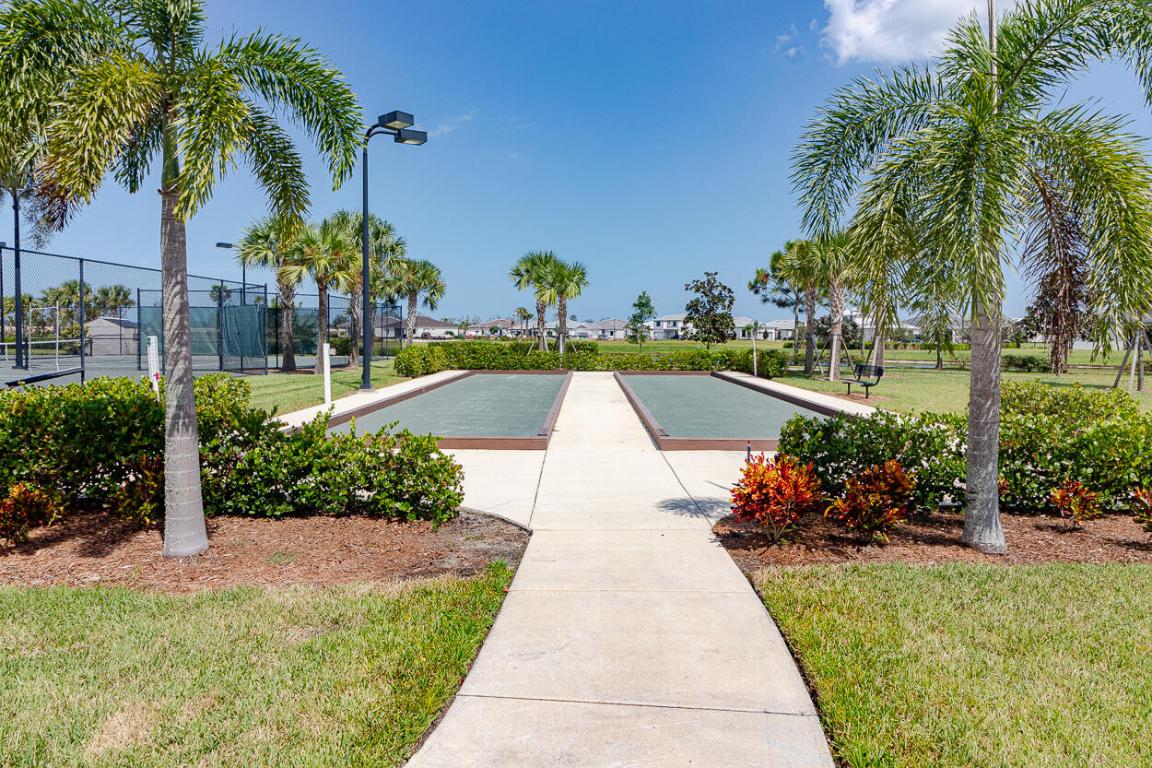 VERANDA GARDENS EAST PHASE 4 - Residential