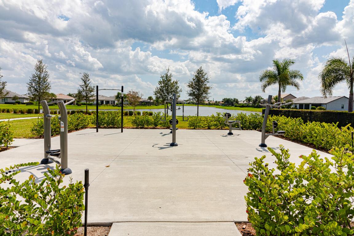 VERANDA GARDENS EAST PHASE 4 - Residential