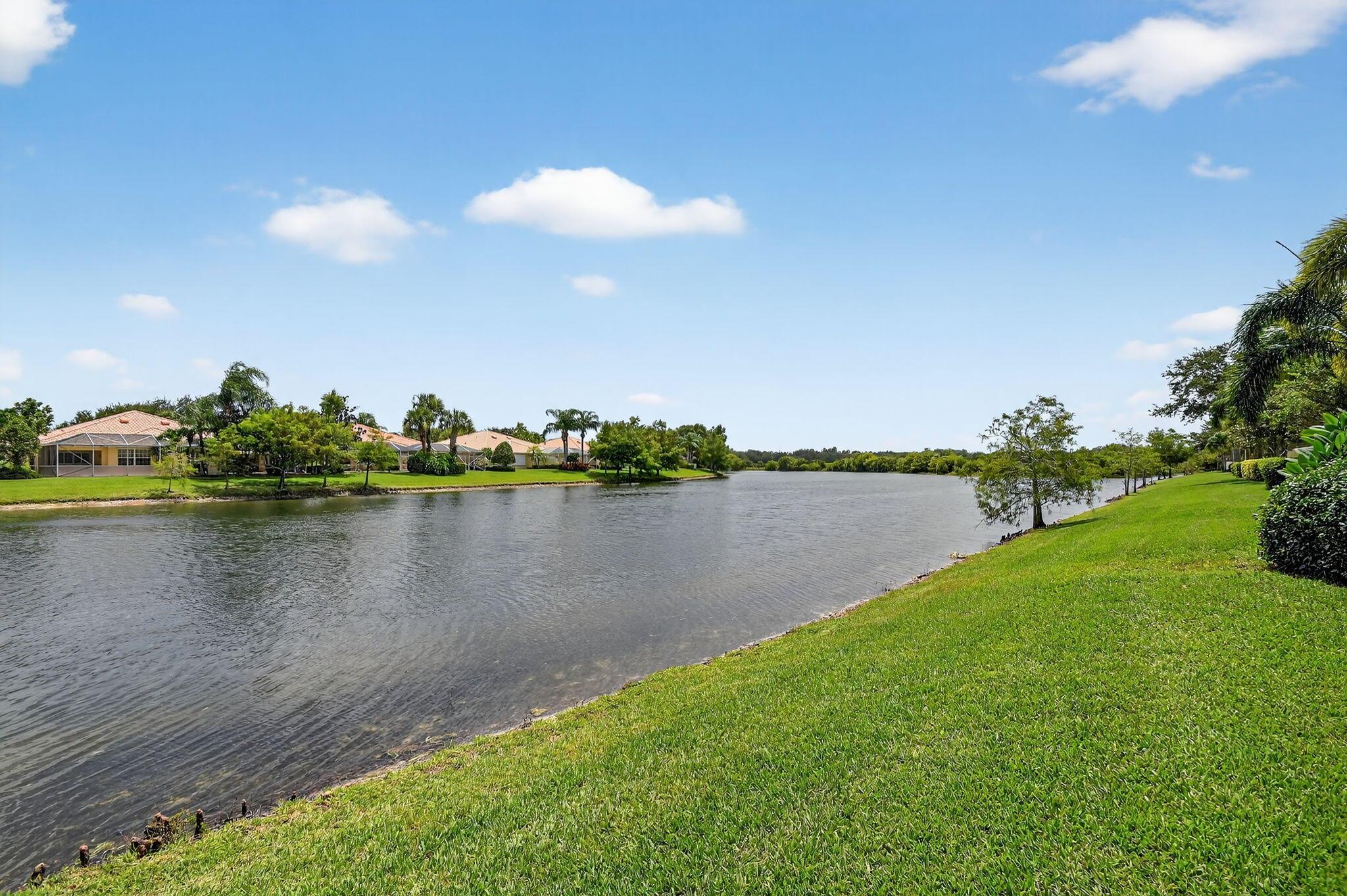 Wellington, Florida 33414, United States, 3 Bedrooms Bedrooms, ,3 BathroomsBathrooms,Residential,Pending,209490