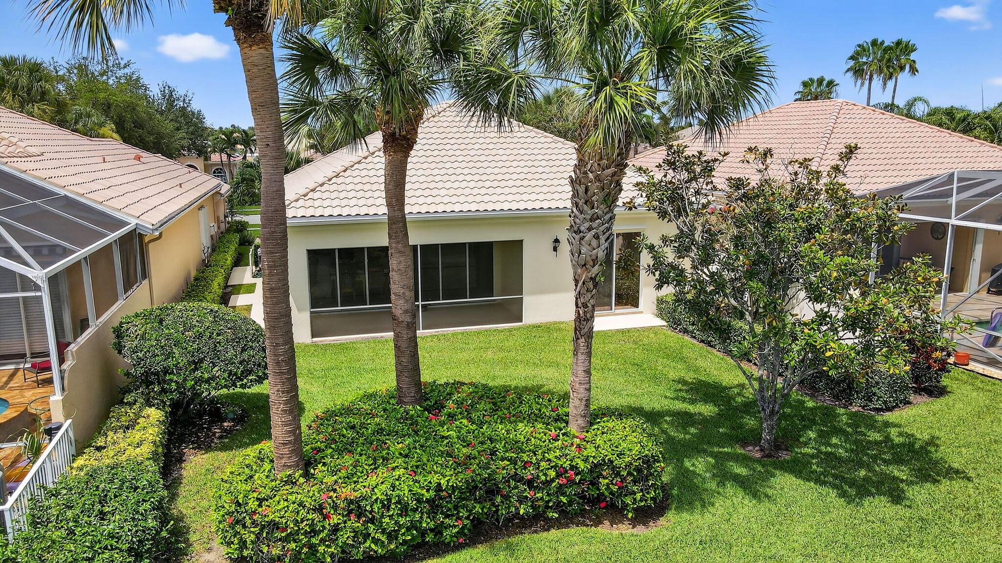 Wellington, Florida 33414, United States, 3 Bedrooms Bedrooms, ,3 BathroomsBathrooms,Residential,Pending,209490