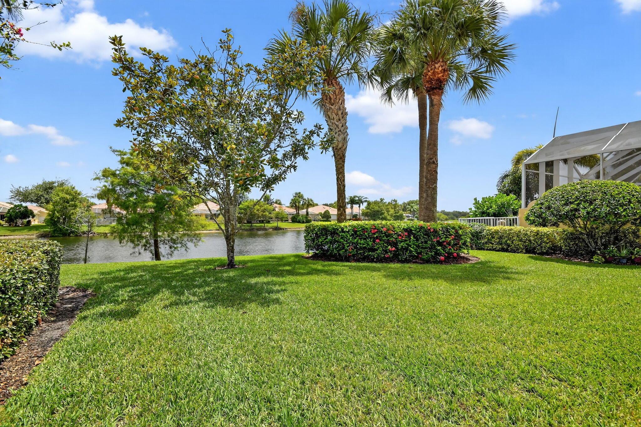 Wellington, Florida 33414, United States, 3 Bedrooms Bedrooms, ,3 BathroomsBathrooms,Residential,Pending,209490